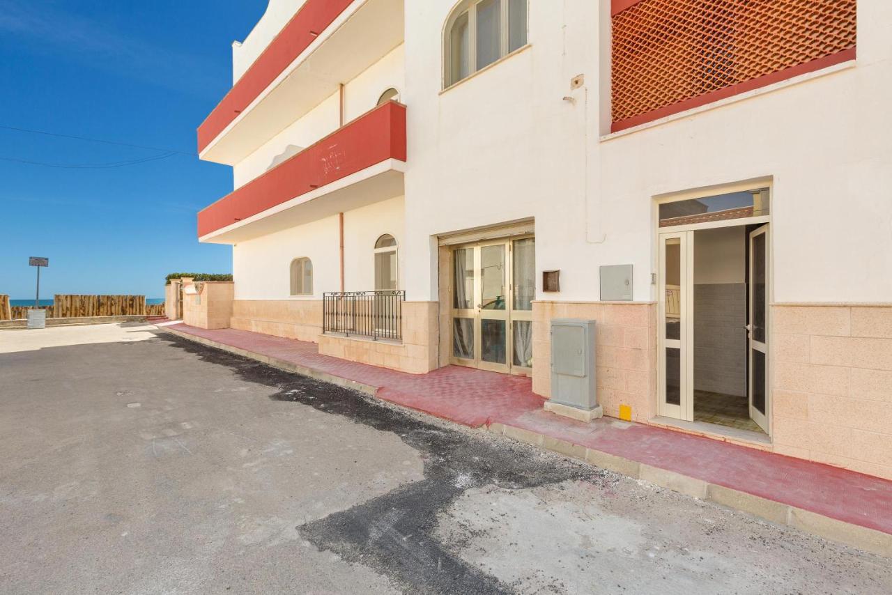 Residence Bellavista Torre Lapillo Exterior foto